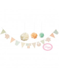 Grinalda e Pompons Bebé